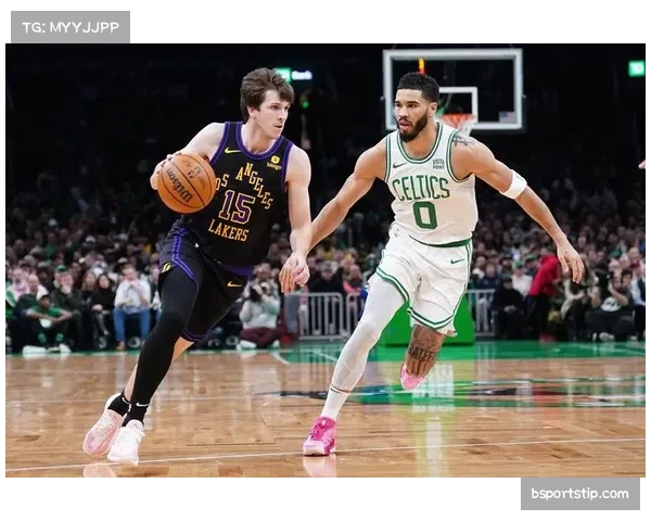 湖人替补席火力不足 仅得25分对比绿军45分成比赛关键分水岭 湖人替补席火力不足 仅得25分对比绿军45分成比赛关键分水岭